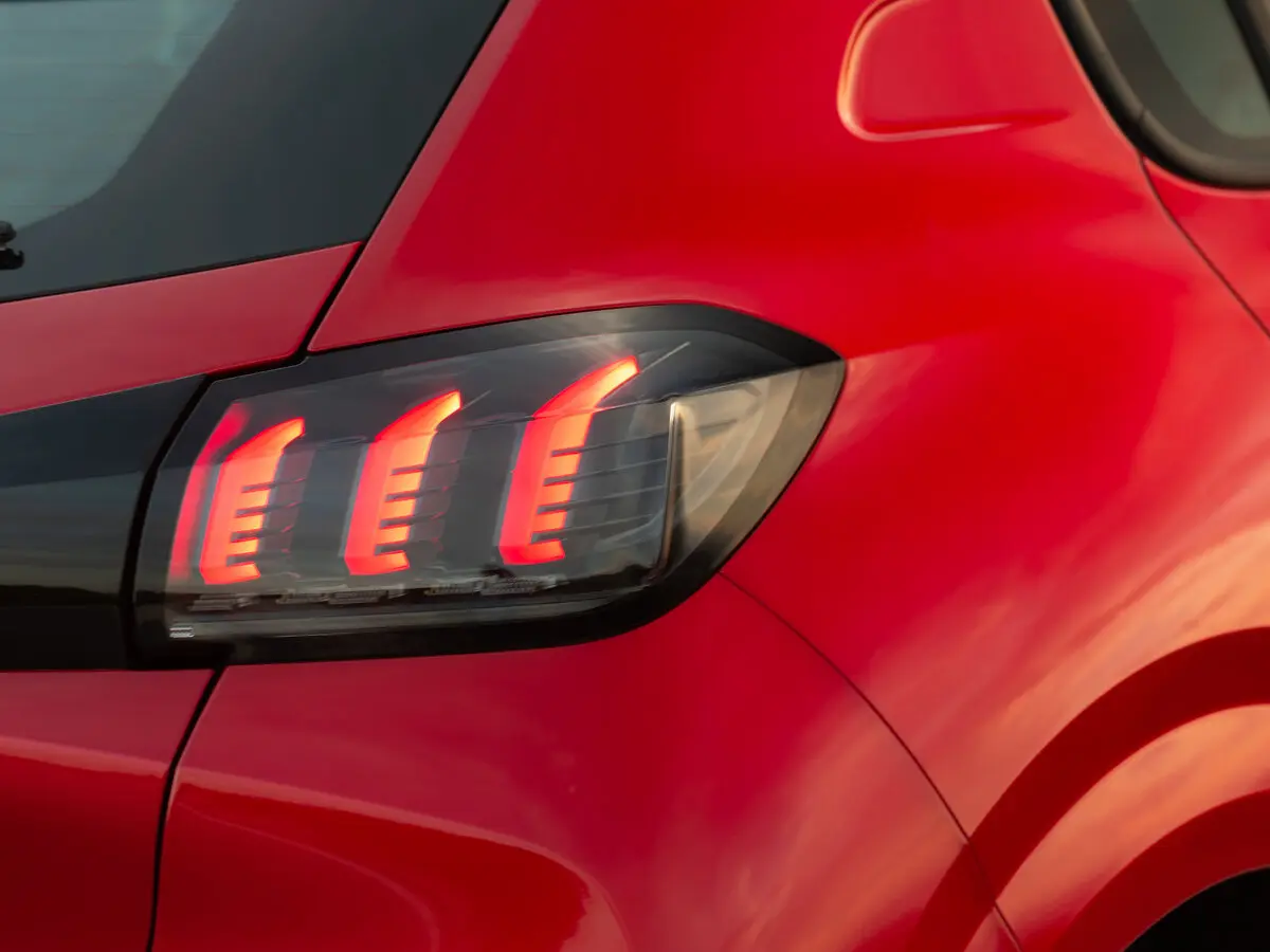 Peugeot 208 II Хэтчбек 5 дв. — сүрөт 15