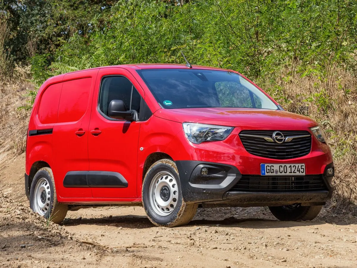 Opel Combo E Фургон