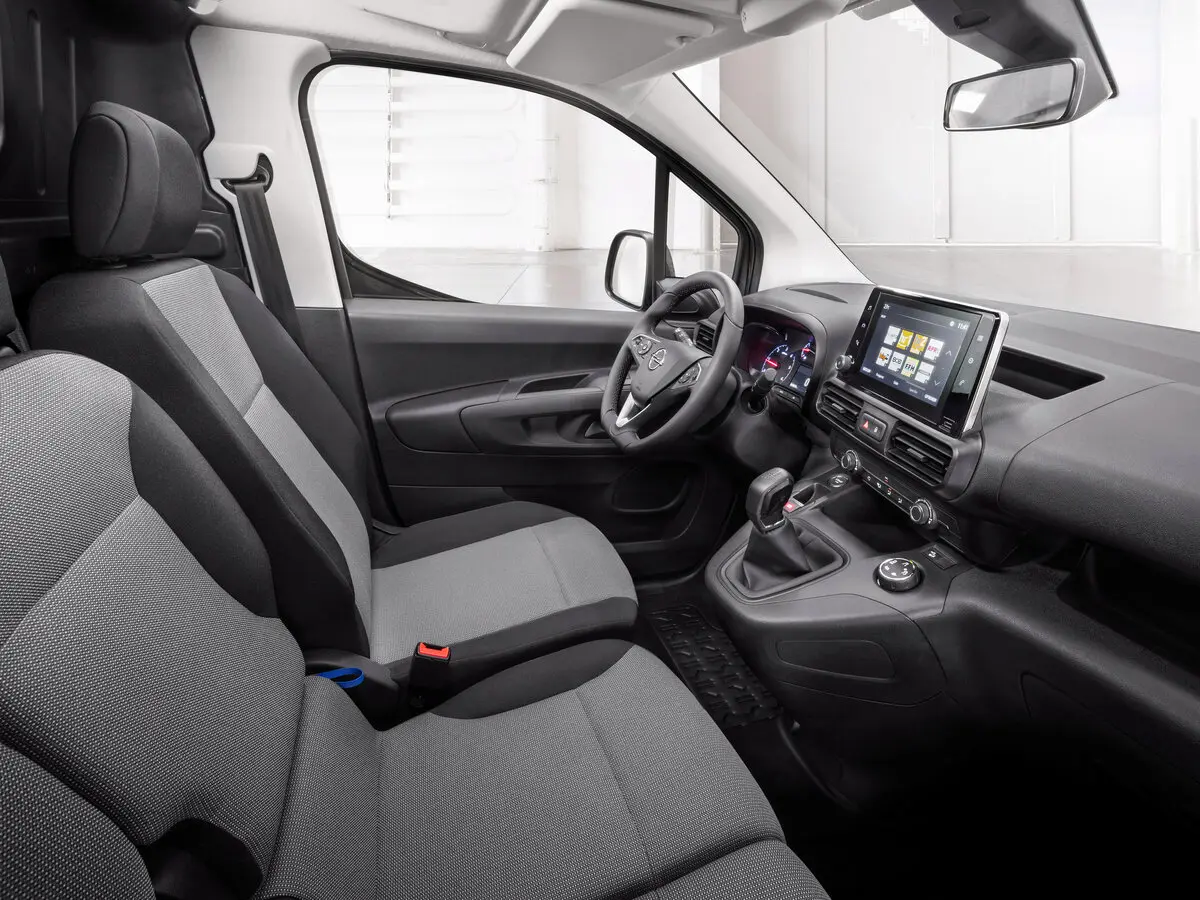Opel Combo E Фургон — photo 6