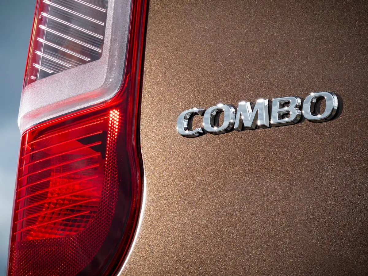 Opel Combo E Фургон — photo 9