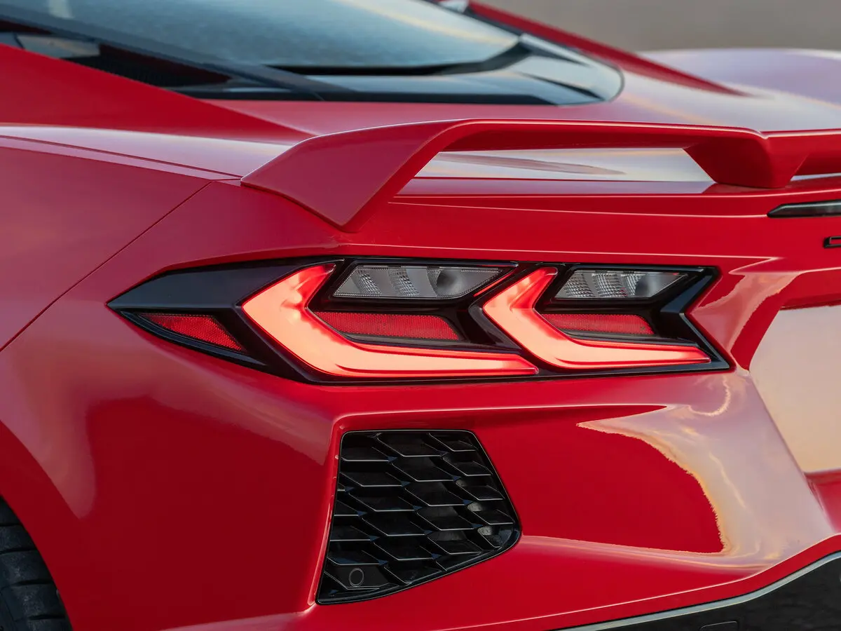 Chevrolet Corvette C8 Тарга — сүрөт 16