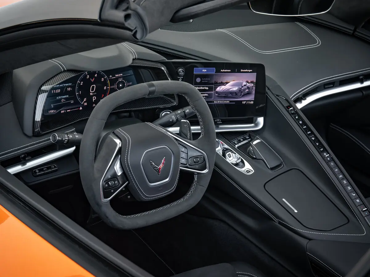 Chevrolet Corvette C8 Кабриолет — сүрөт 8