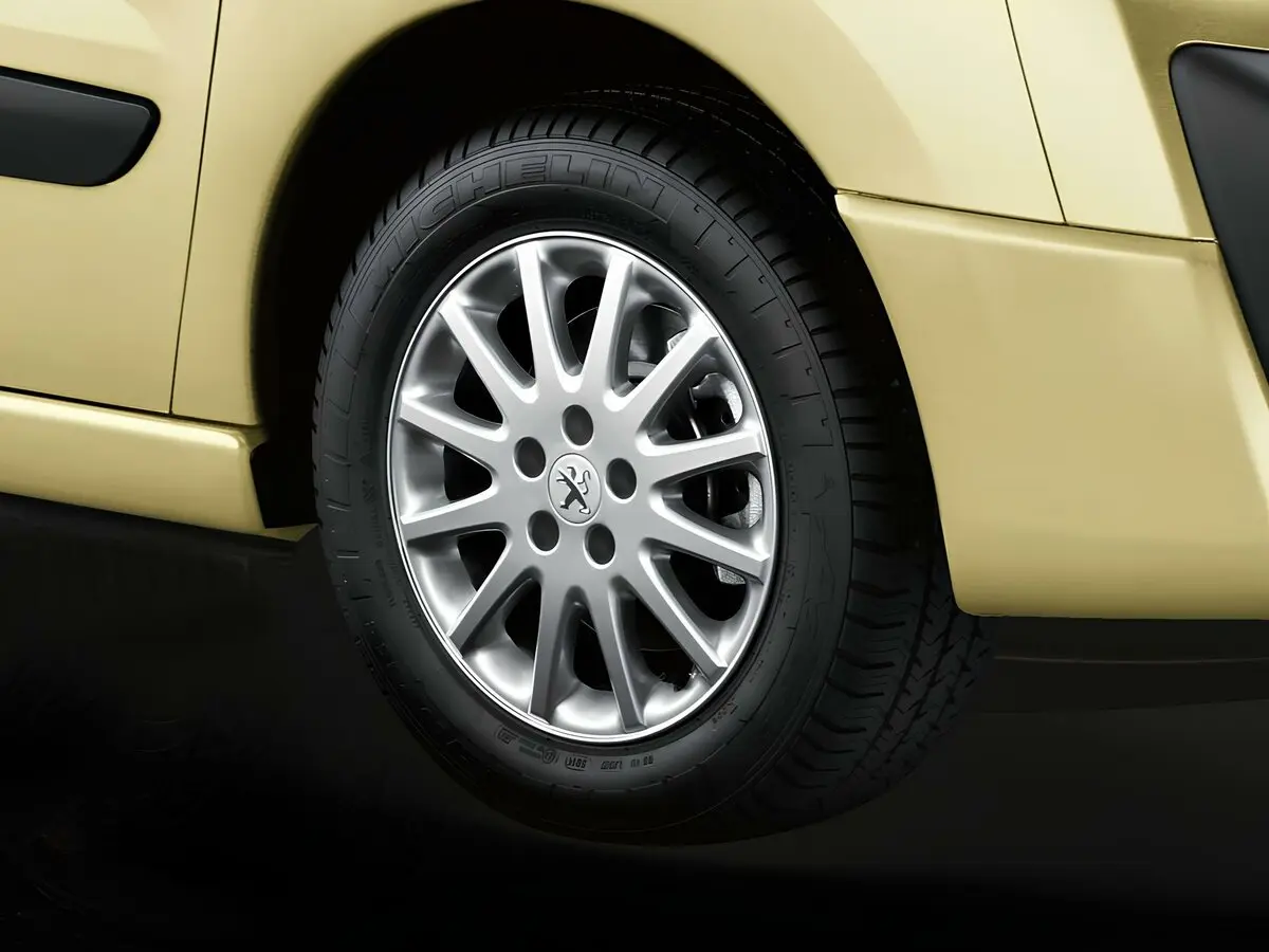 Peugeot Expert II Рестайлинг Фургон — сүрөт 8