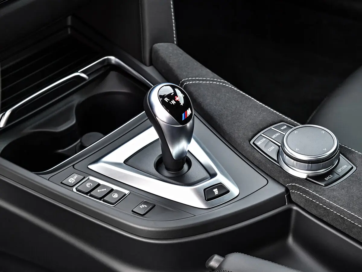 BMW M4 F82/F83 Рестайлинг Купе — сүрөт 10