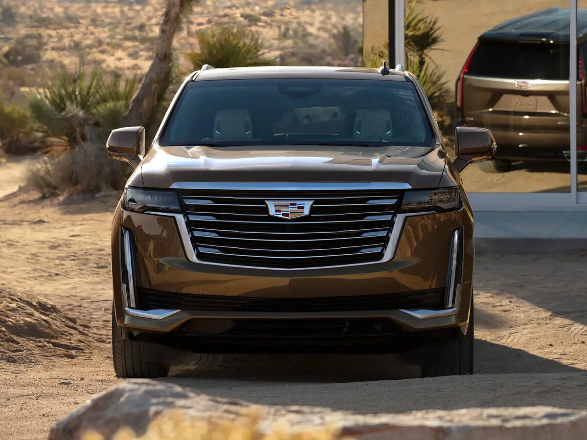 Cadillac Escalade V Внедорожник 5 дв. — 照片 3