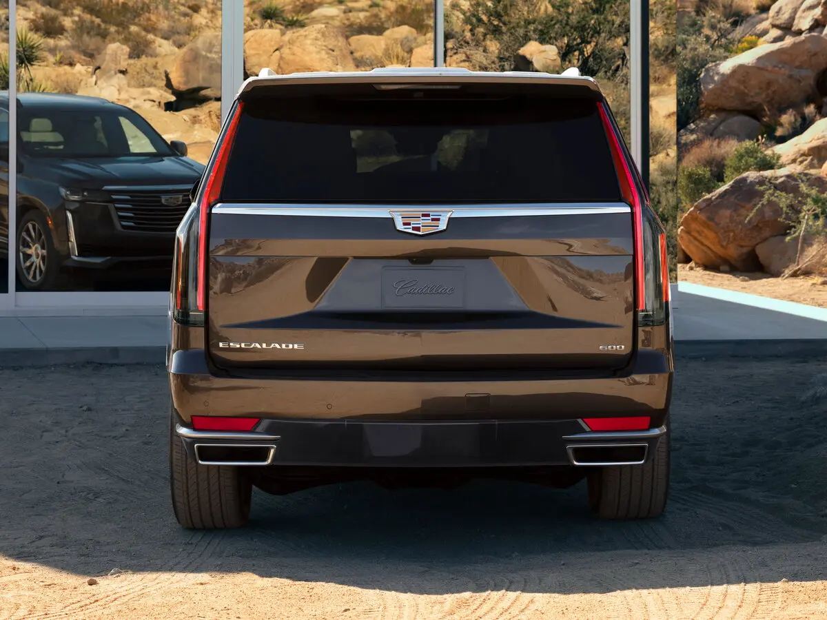 Cadillac Escalade V Внедорожник 5 дв. — 照片 4
