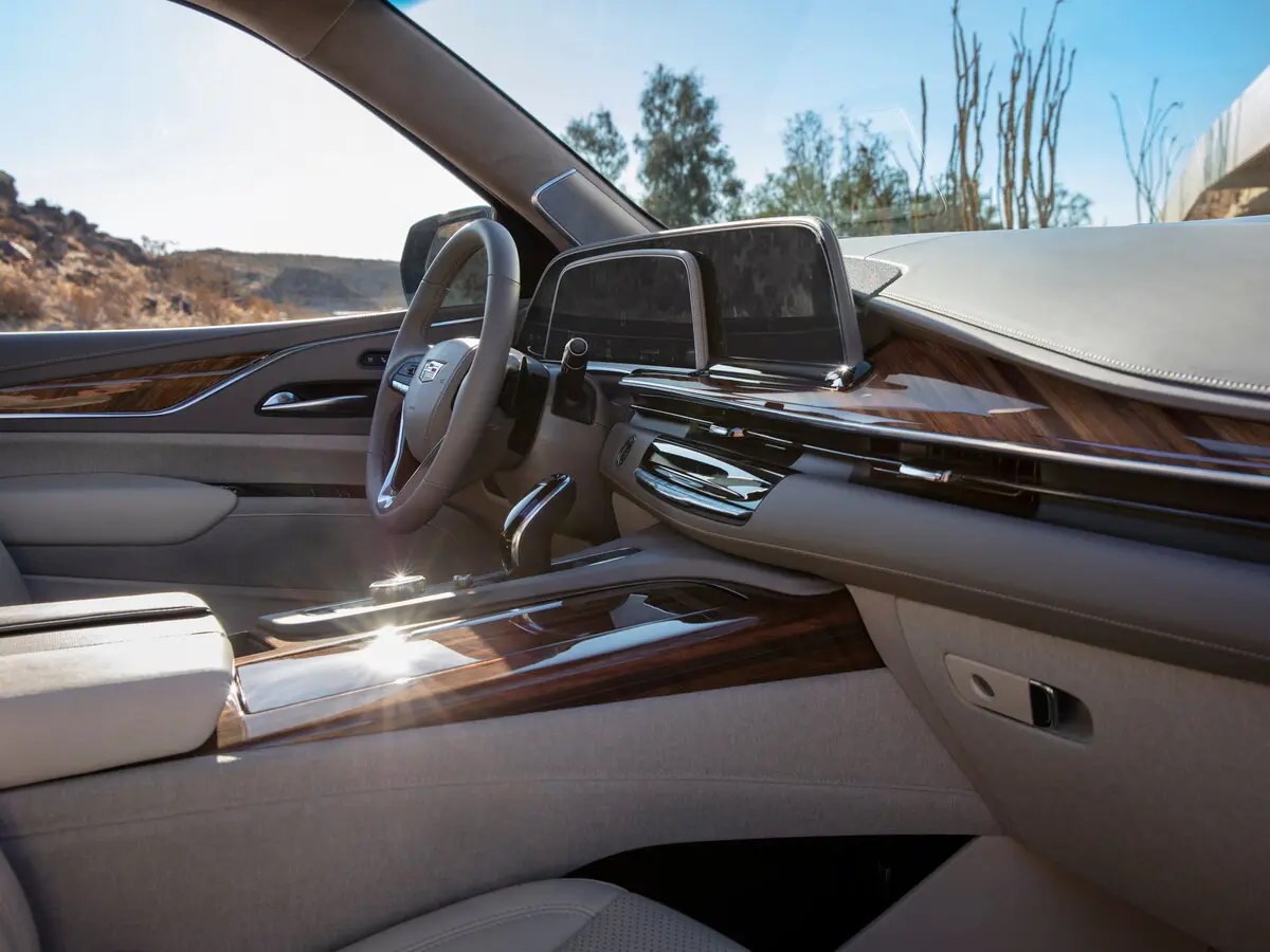 Cadillac Escalade V Внедорожник 5 дв. — 照片 7