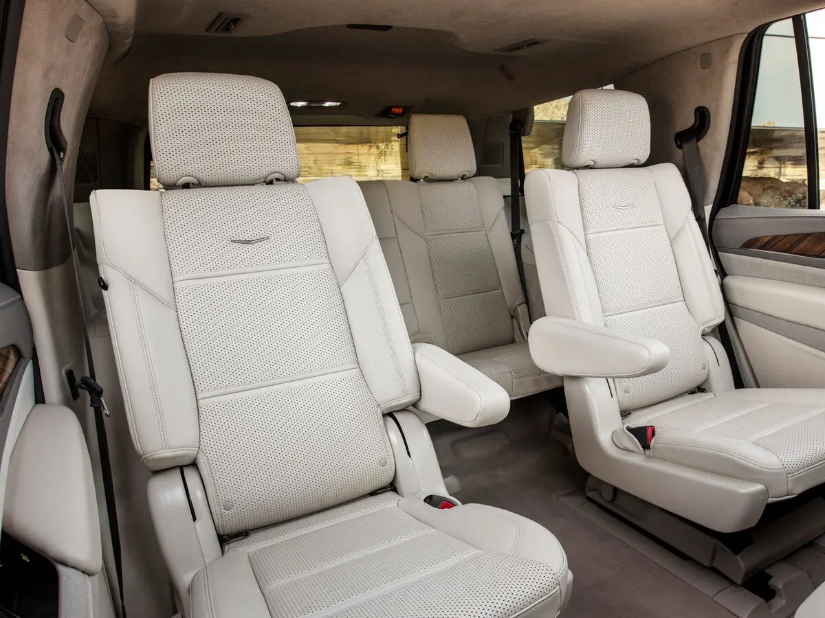 Cadillac Escalade V Внедорожник 5 дв. — 照片 11