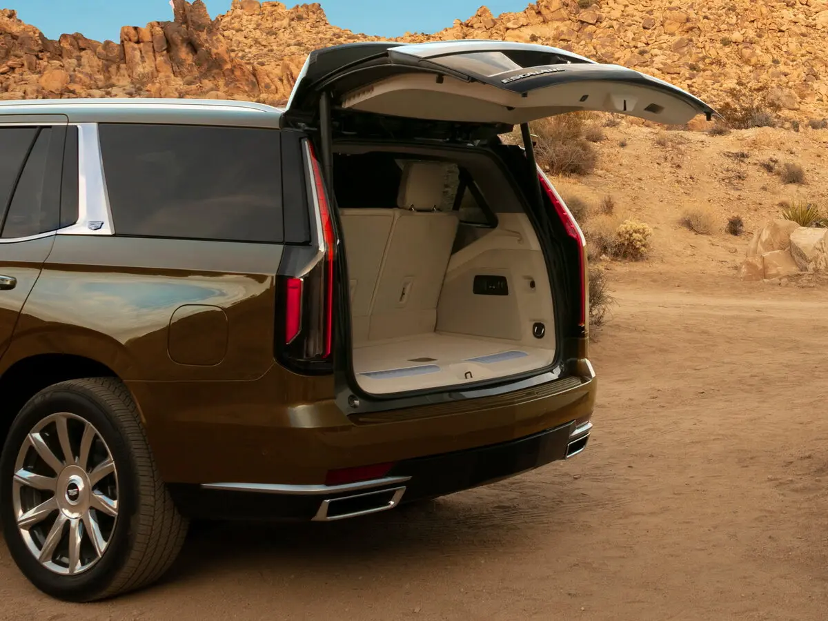 Cadillac Escalade V Внедорожник 5 дв. — 照片 13