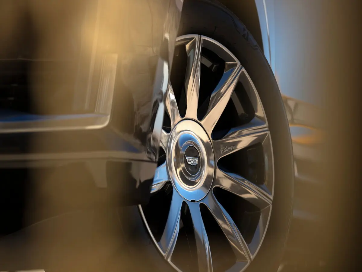 Cadillac Escalade V Внедорожник 5 дв. — 照片 18