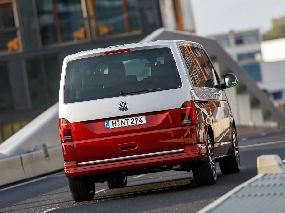 Volkswagen Multivan T6 Рестайлинг Минивэн — фото 4