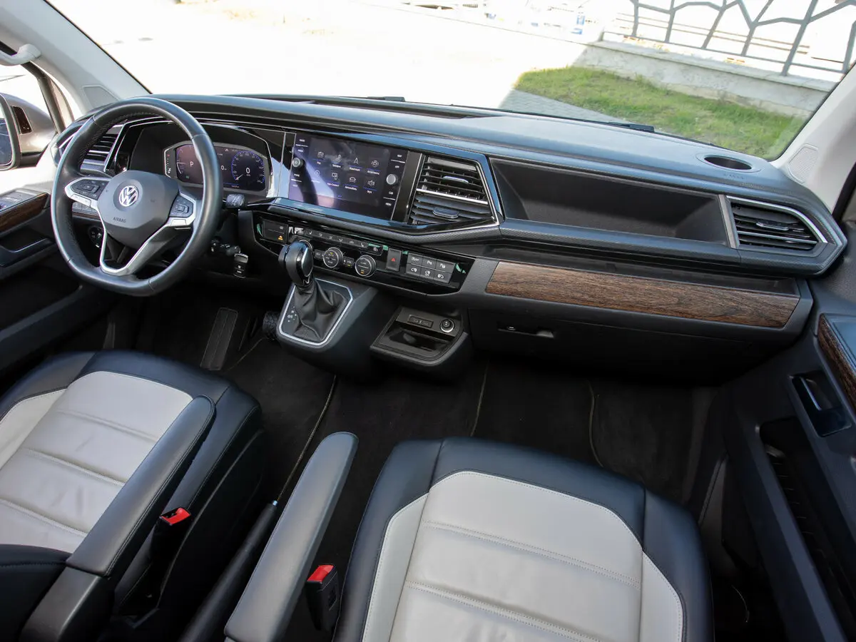 Volkswagen Multivan T6 Рестайлинг Минивэн — фото 18