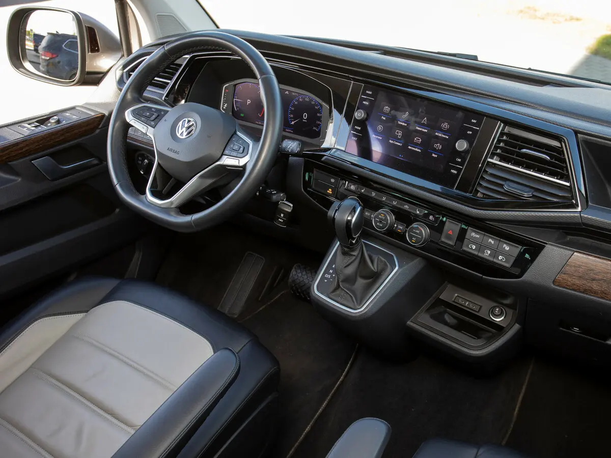 Volkswagen Multivan T6 Рестайлинг Минивэн — фото 19