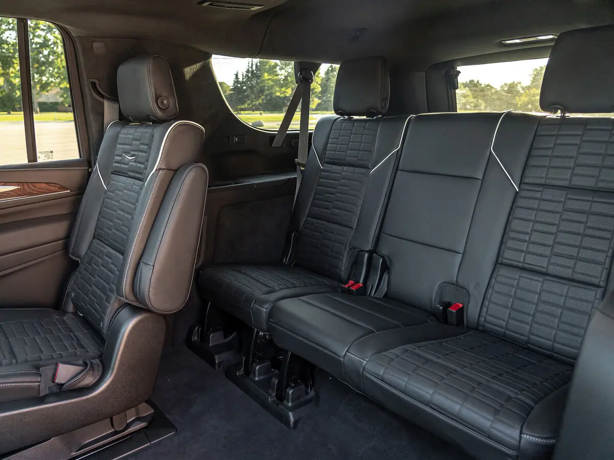 Cadillac Escalade V Внедорожник 5 дв. ESV — сүрөт 8
