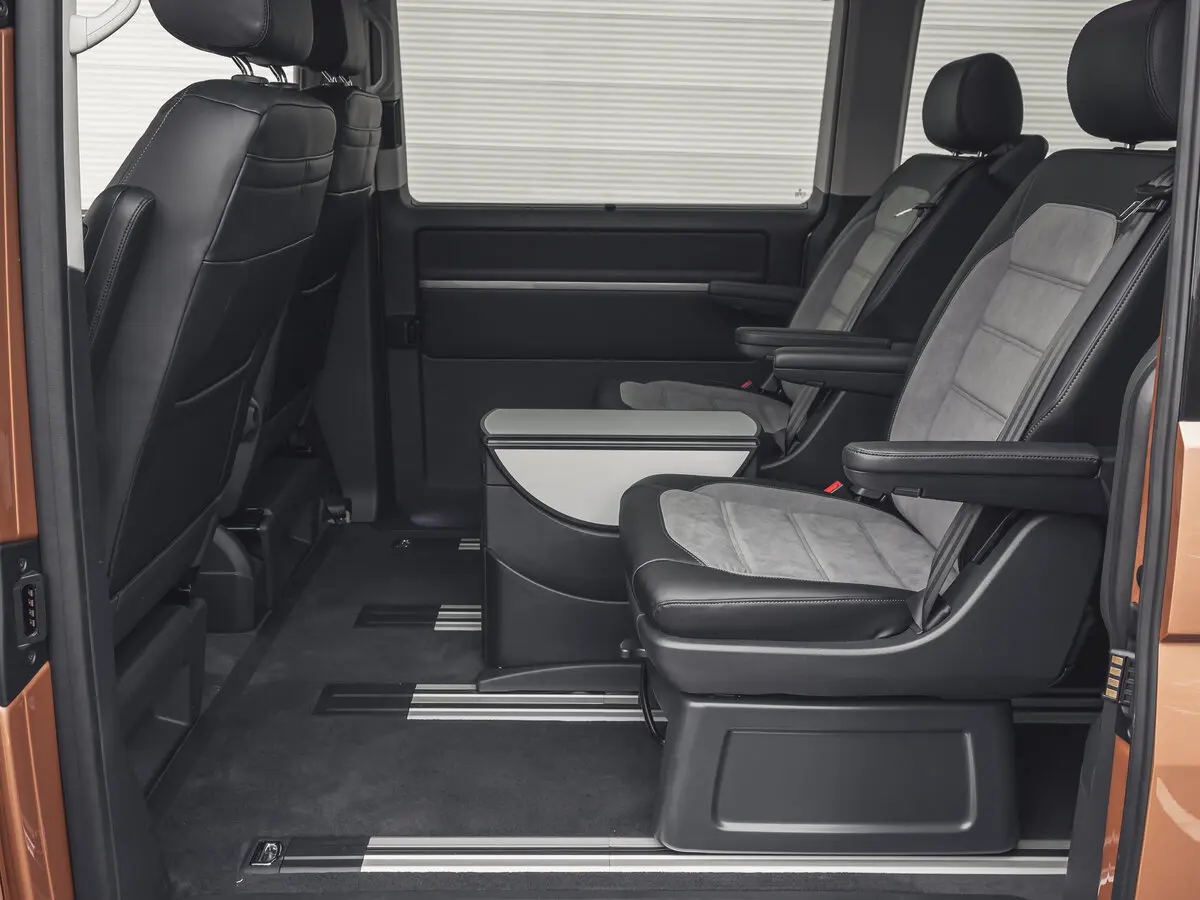 Volkswagen Caravelle T6 Рестайлинг Минивэн — сүрөт 7