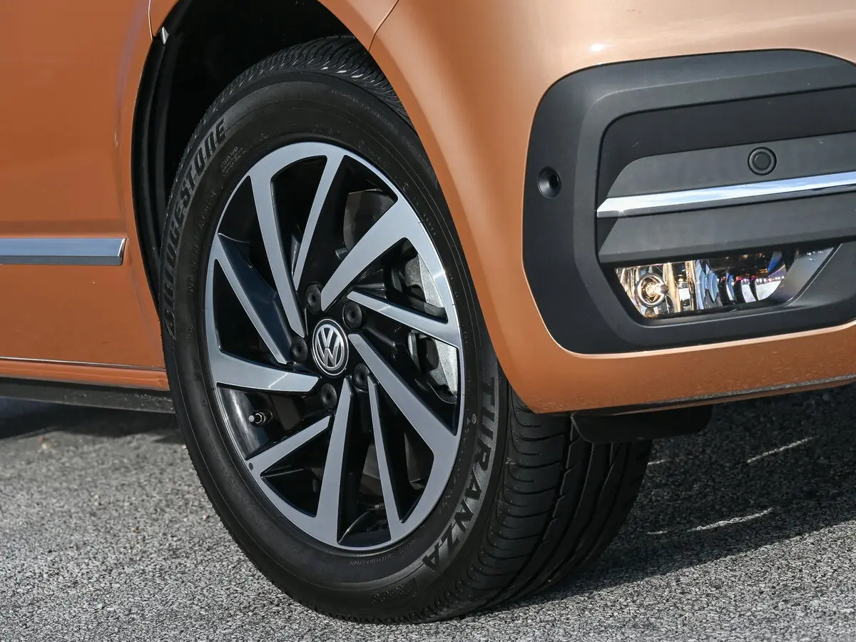Volkswagen Caravelle T6 Рестайлинг Минивэн Long — сүрөт 15