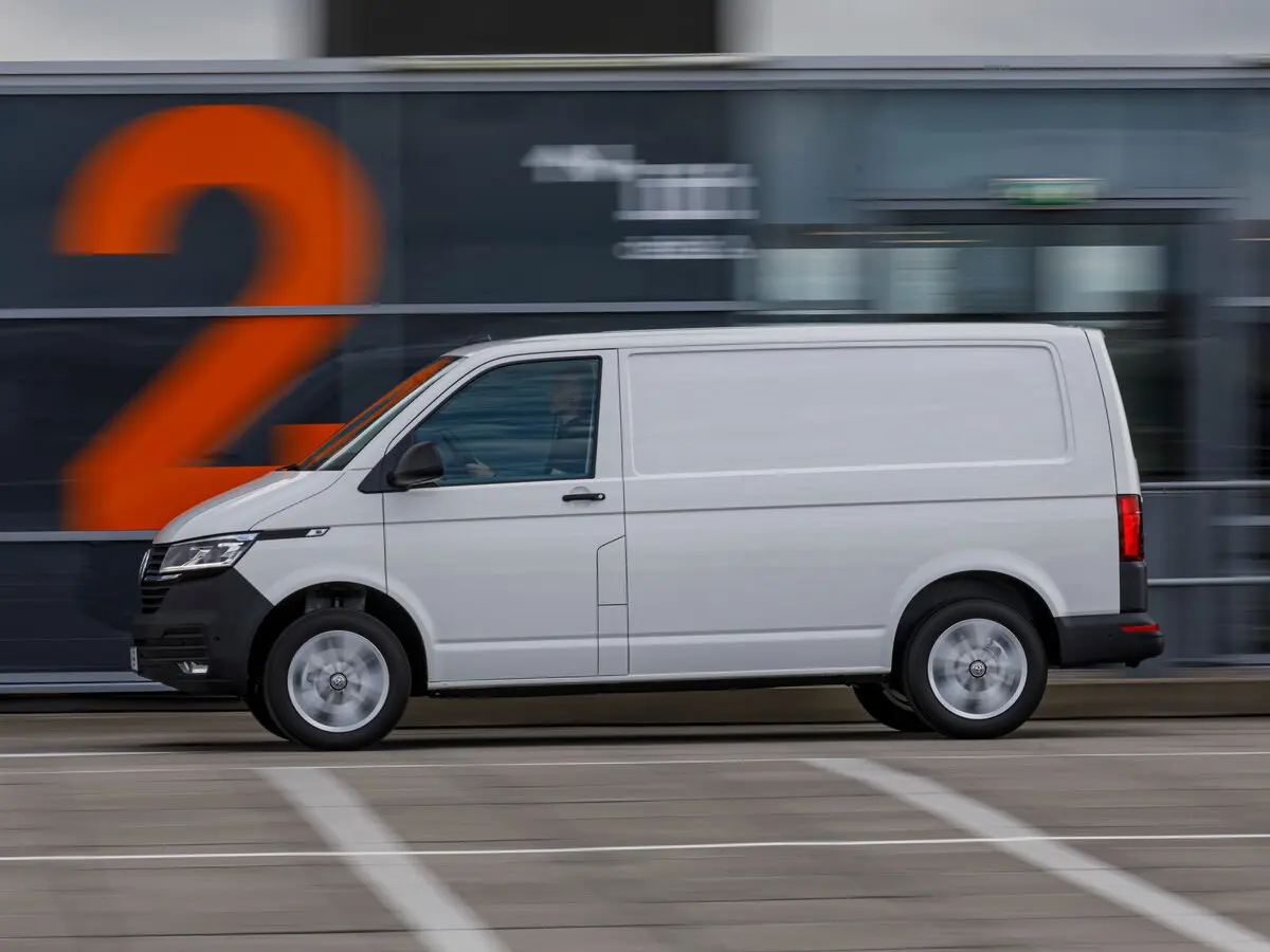 Volkswagen Transporter T6 Рестайлинг Фургон — сүрөт 2