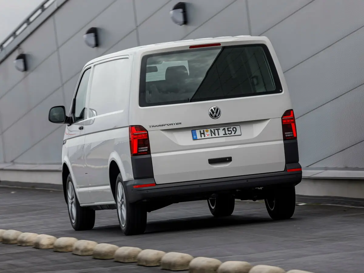 Volkswagen Transporter T6 Рестайлинг Фургон — сүрөт 4