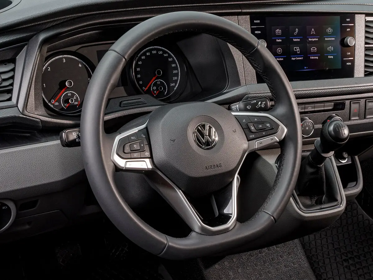 Volkswagen Transporter T6 Рестайлинг Фургон — сүрөт 8