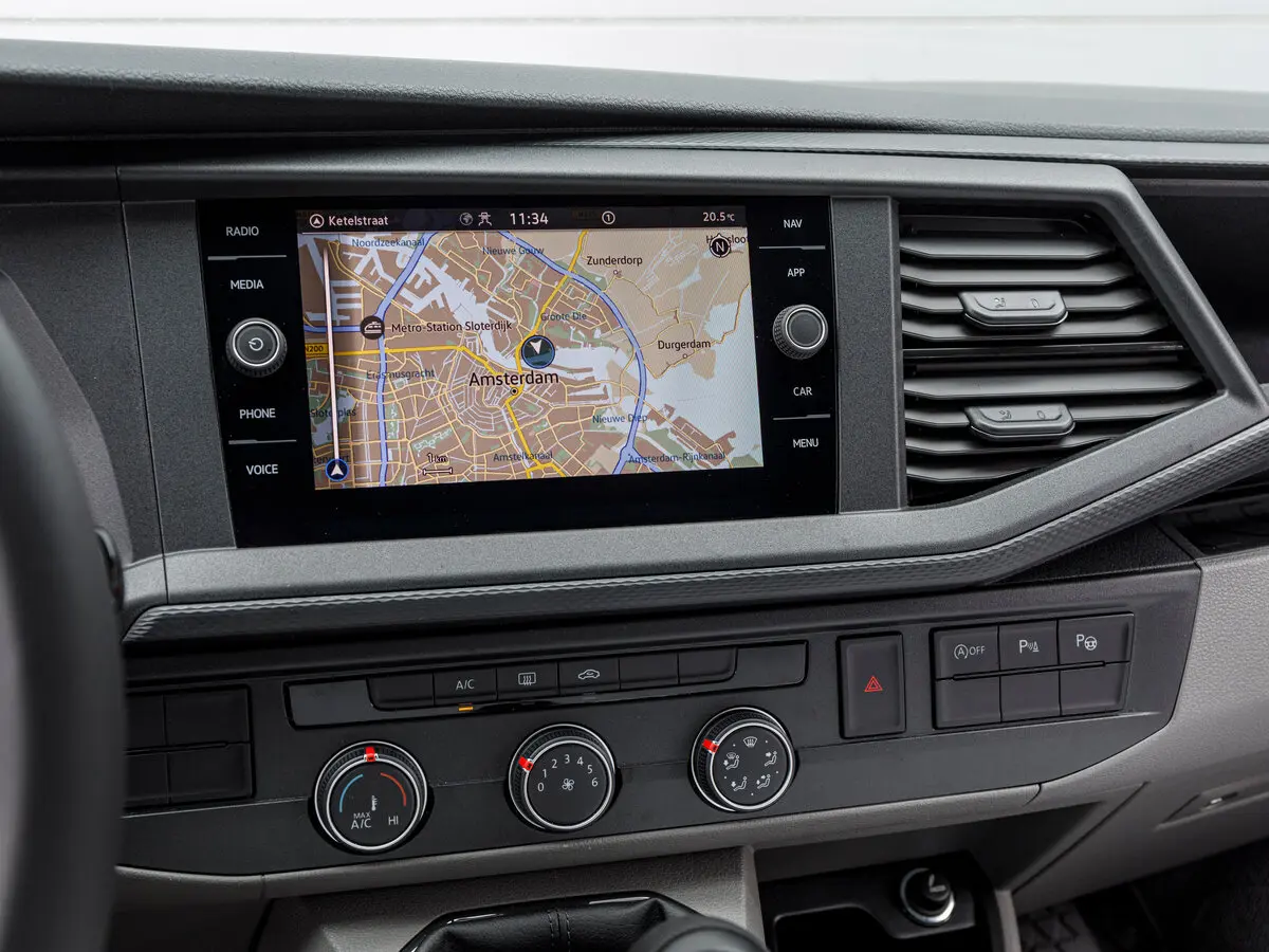 Volkswagen Transporter T6 Рестайлинг Фургон — сүрөт 12