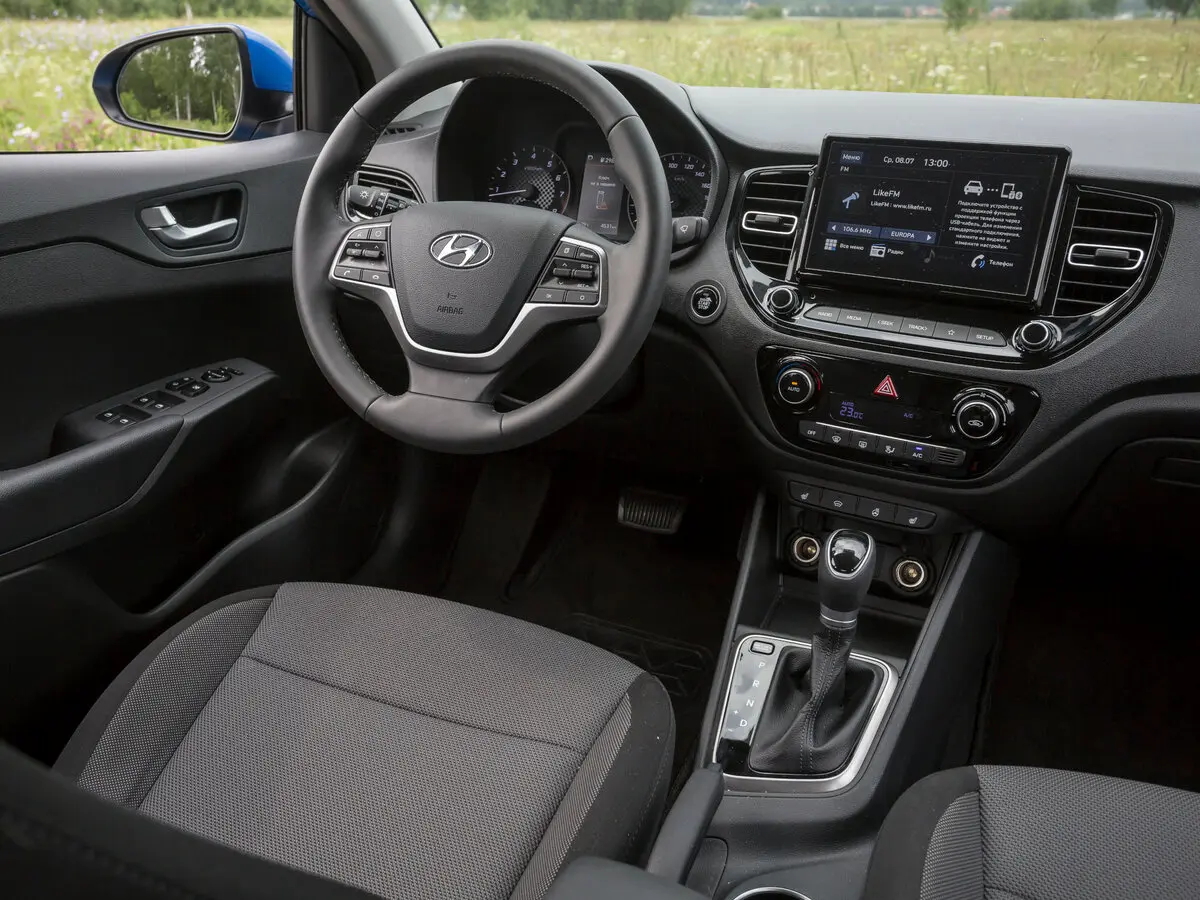 Hyundai Solaris II Рестайлинг Седан — сүрөт 23