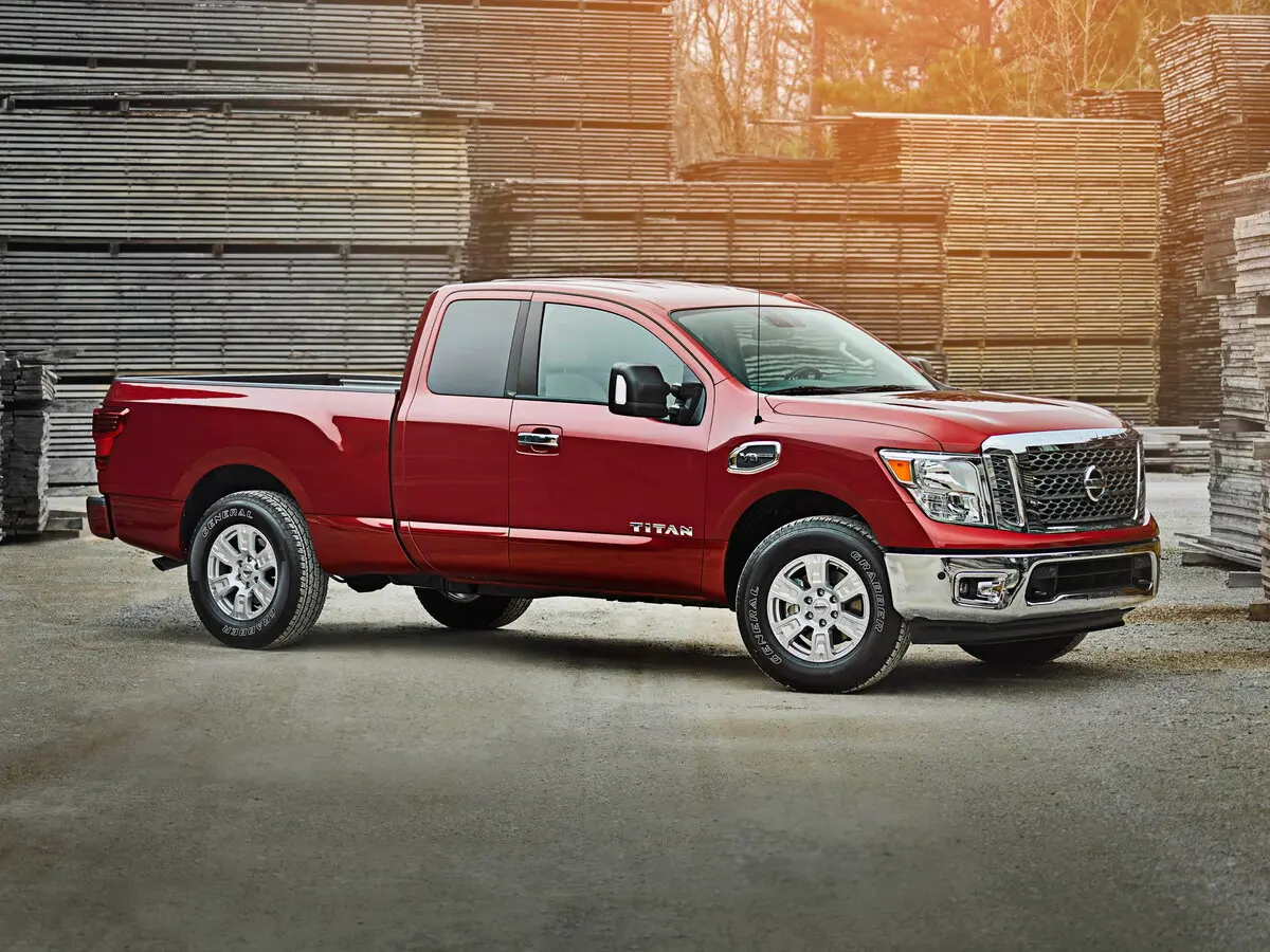 Nissan Titan II Пикап Полуторная кабина