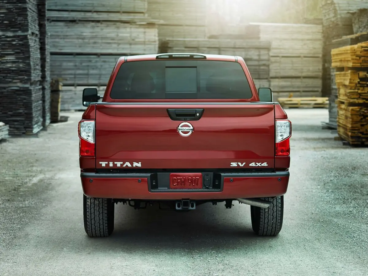 Nissan Titan II Пикап Полуторная кабина — сүрөт 4