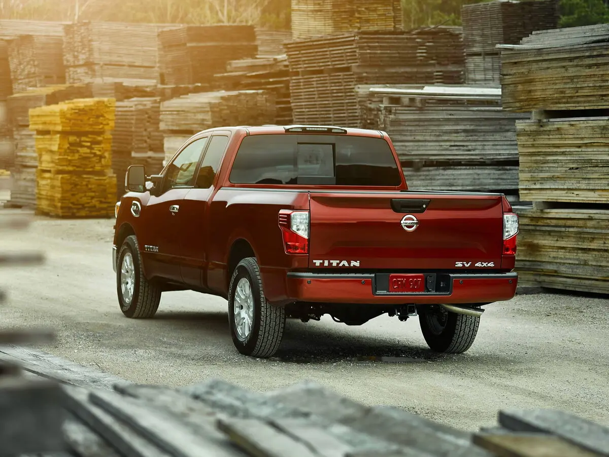 Nissan Titan II Пикап Полуторная кабина — сүрөт 5