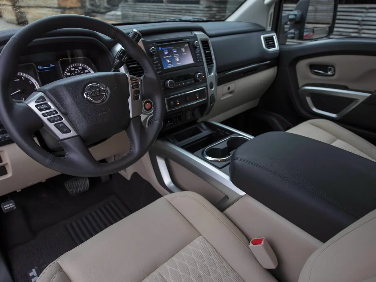 Nissan Titan II Пикап Полуторная кабина — сүрөт 6
