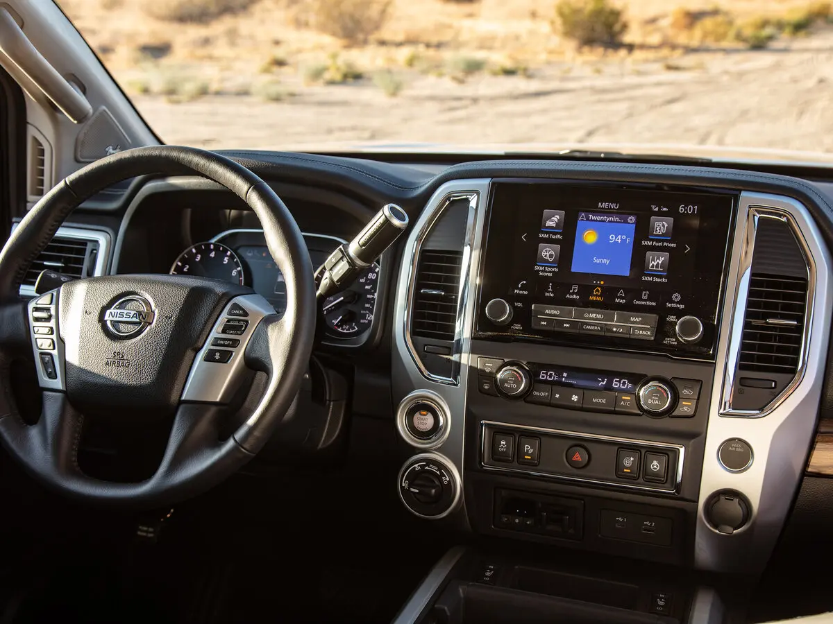 Nissan Titan II Рестайлинг Пикап Двойная кабина — сүрөт 6
