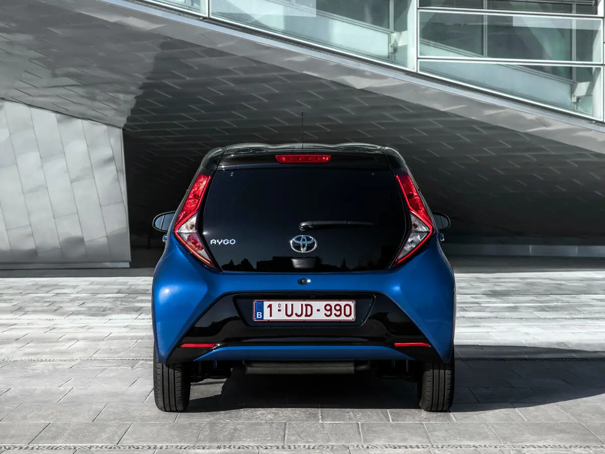 Toyota Aygo II Рестайлинг Хэтчбек 5 дв. — сүрөт 4