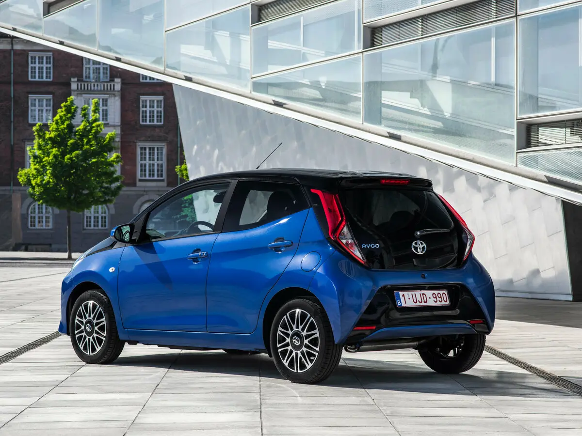 Toyota Aygo II Рестайлинг Хэтчбек 5 дв. — сүрөт 5
