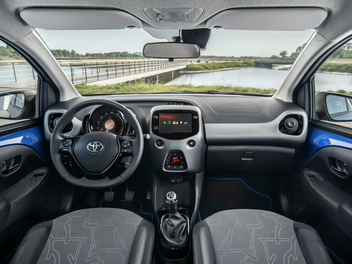 Toyota Aygo II Рестайлинг Хэтчбек 5 дв. — сүрөт 6