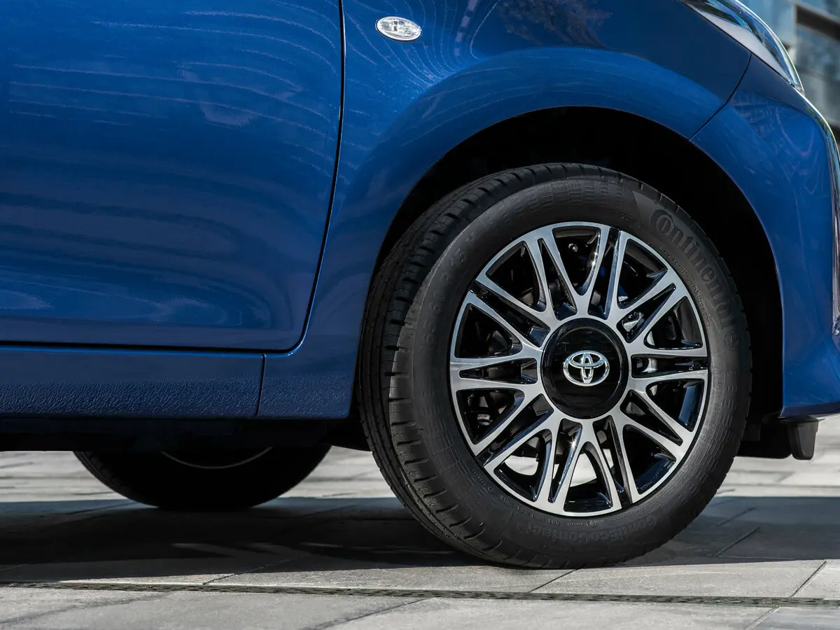 Toyota Aygo II Рестайлинг Хэтчбек 5 дв. — сүрөт 12