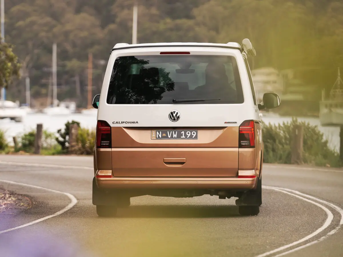 Volkswagen California T6 Рестайлинг Минивэн — photo 4