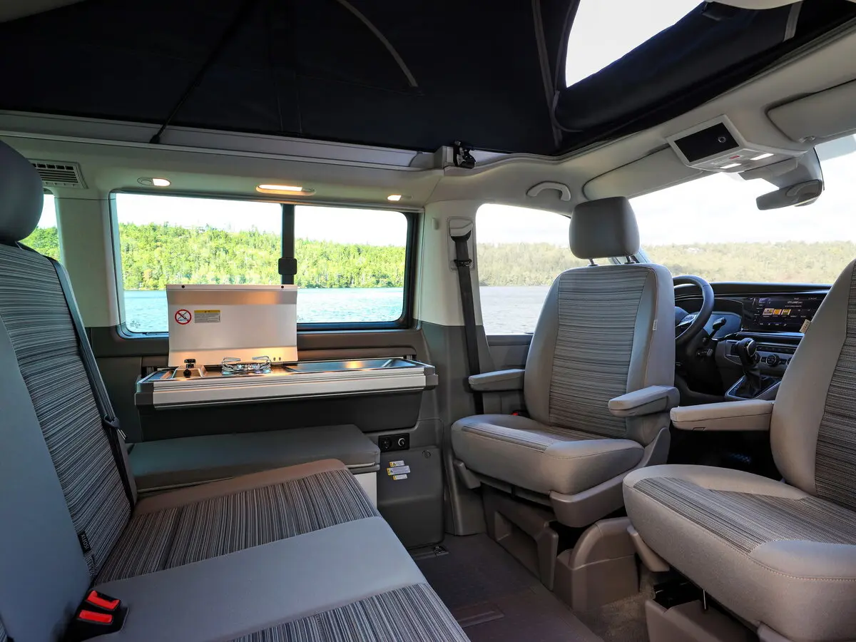 Volkswagen California T6 Рестайлинг Минивэн — photo 8