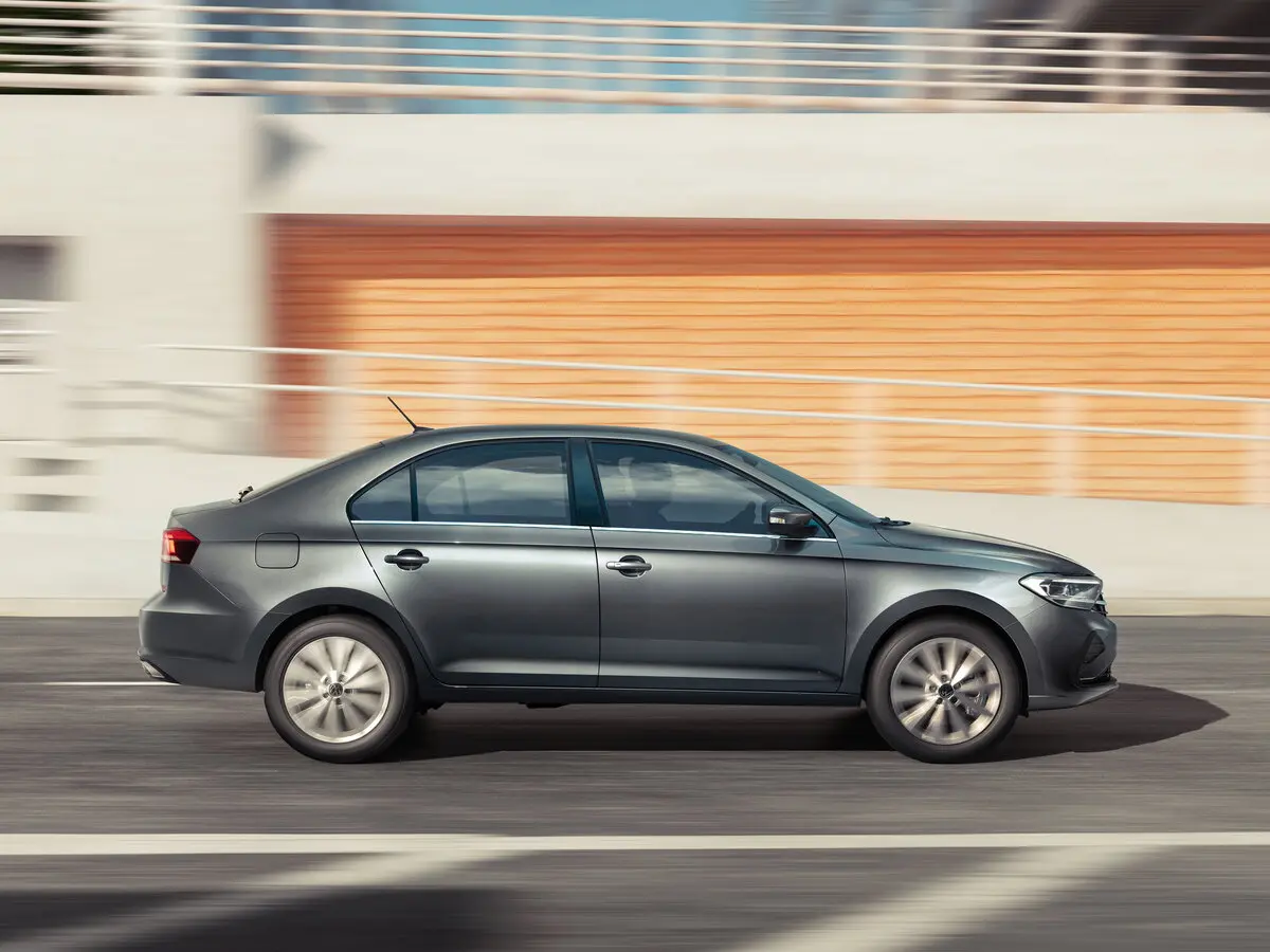 Volkswagen Polo VI Лифтбек — фото 2