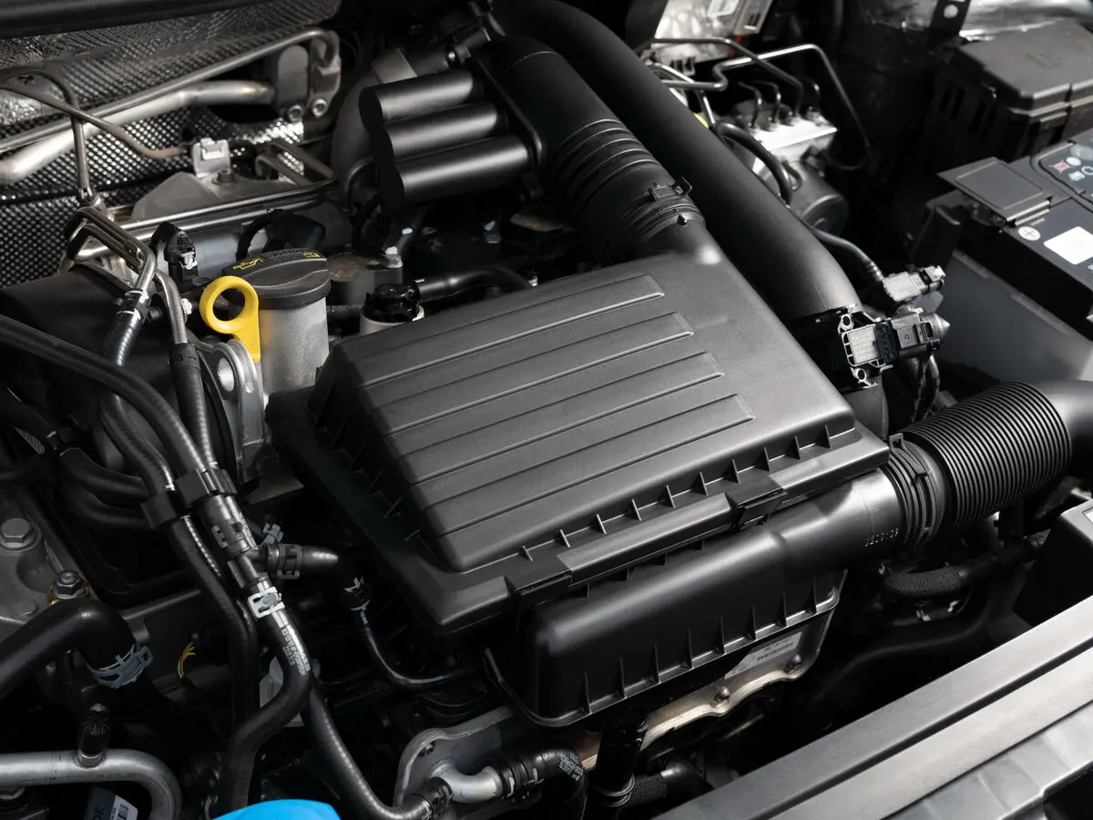 Volkswagen Polo VI Лифтбек — фото 13