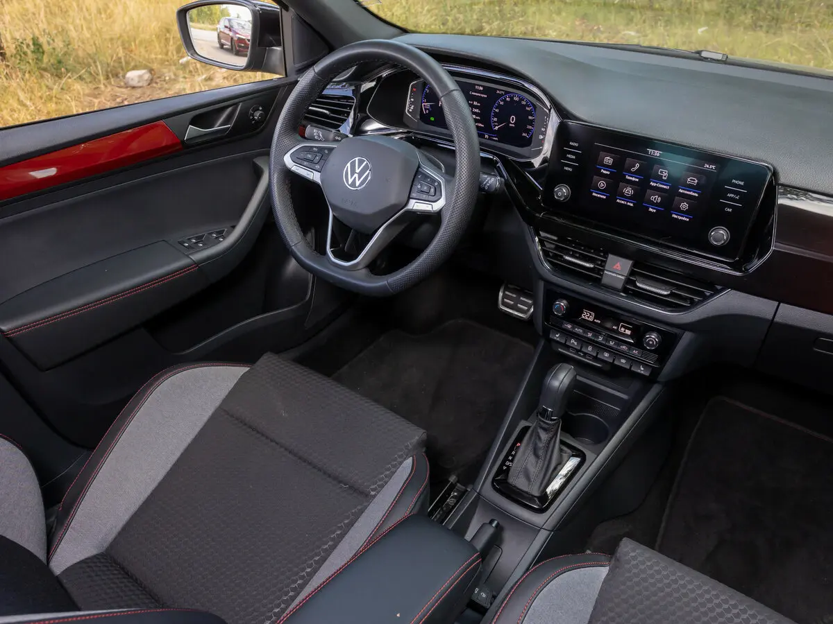 Volkswagen Polo VI Лифтбек — фото 19
