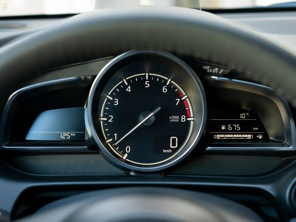 Mazda 2 III (DJ) Рестайлинг Хэтчбек 5 дв. — photo 9