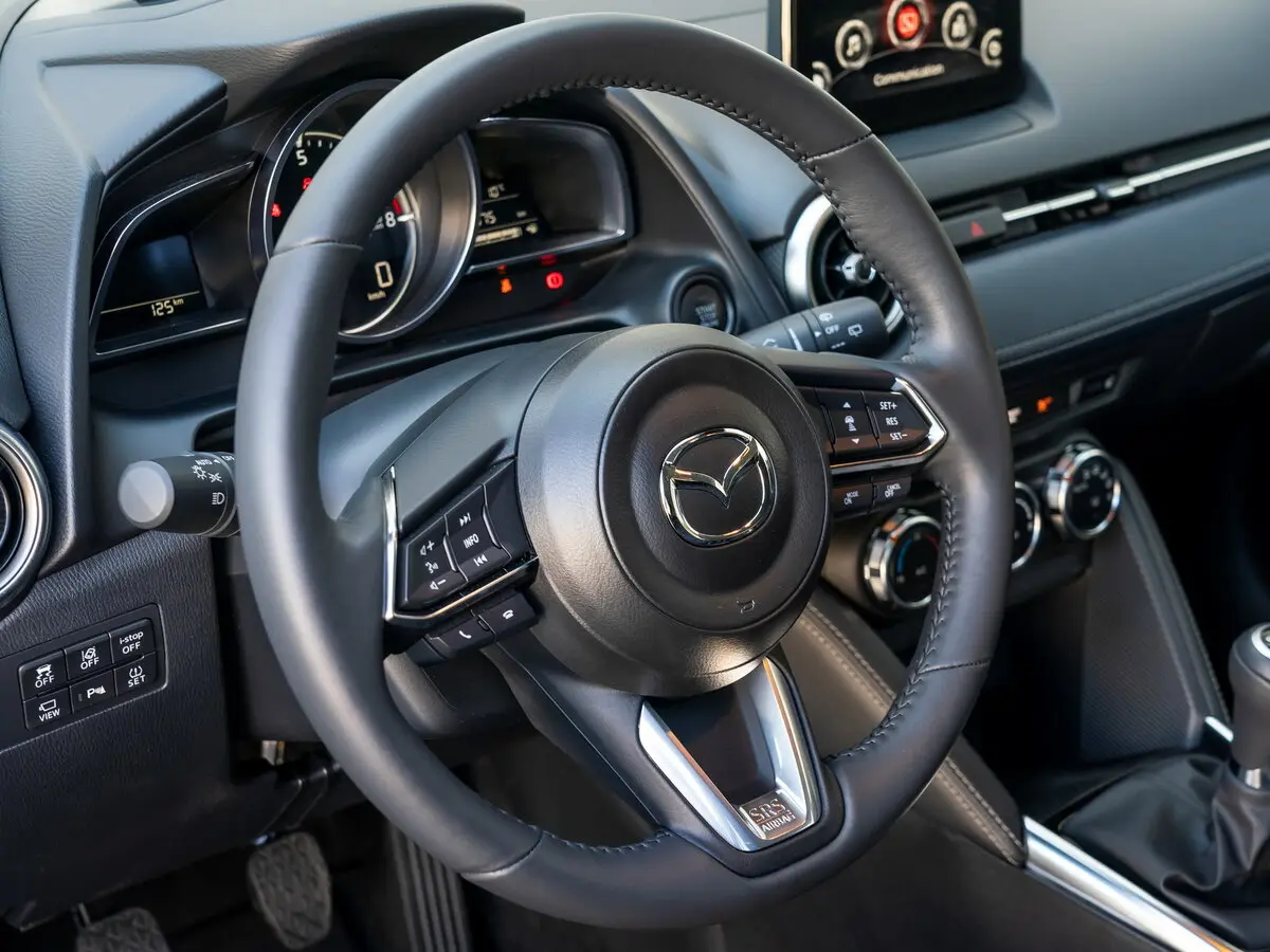 Mazda 2 III (DJ) Рестайлинг Хэтчбек 5 дв. — photo 10