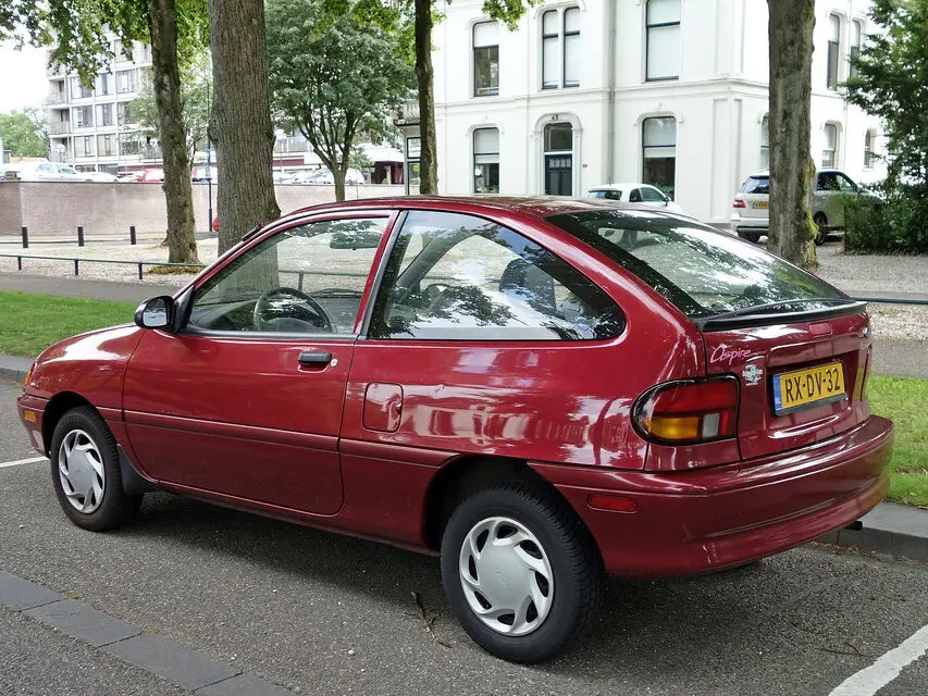 Ford Aspire 1993 – 1997 Хэтчбек 3 дв. — сүрөт 3