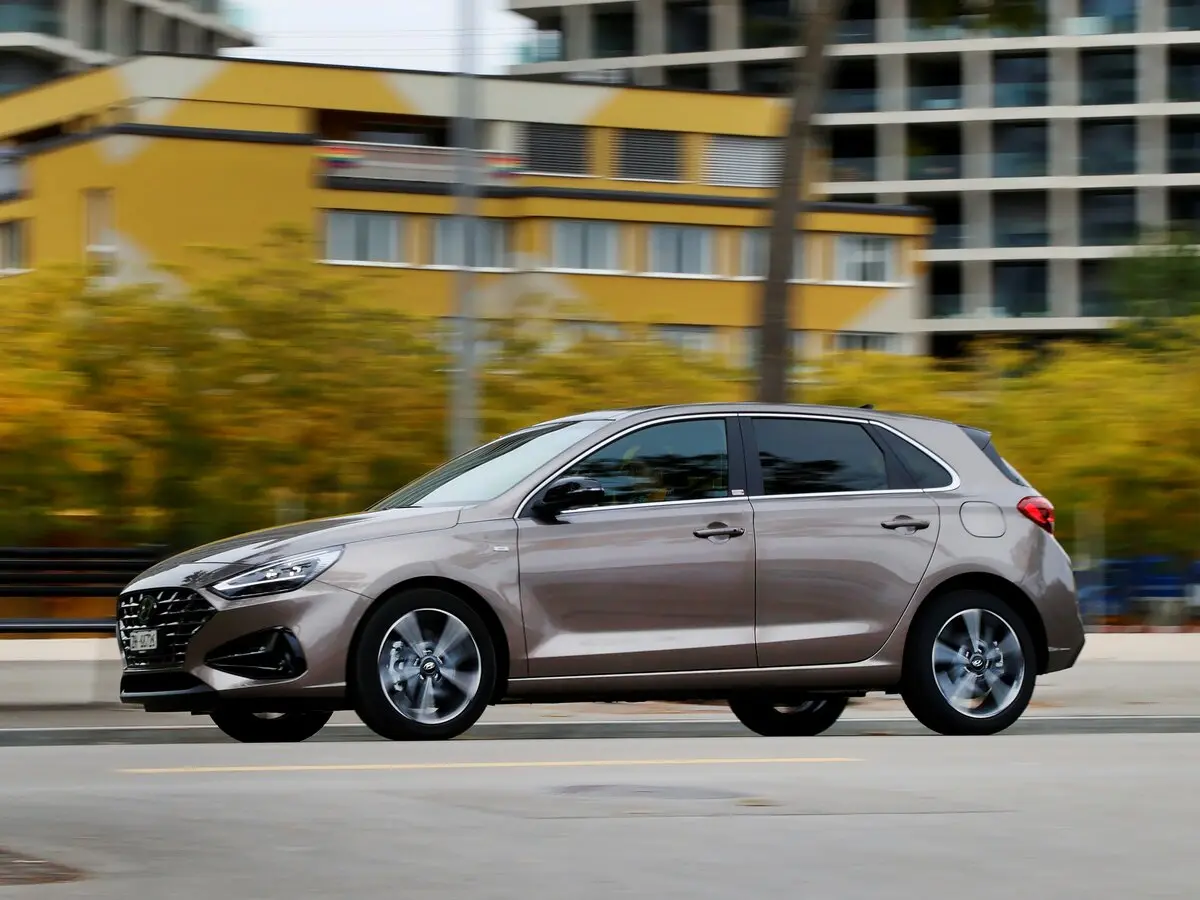 Hyundai i30 III Рестайлинг 2 Хэтчбек 5 дв. — фото 2