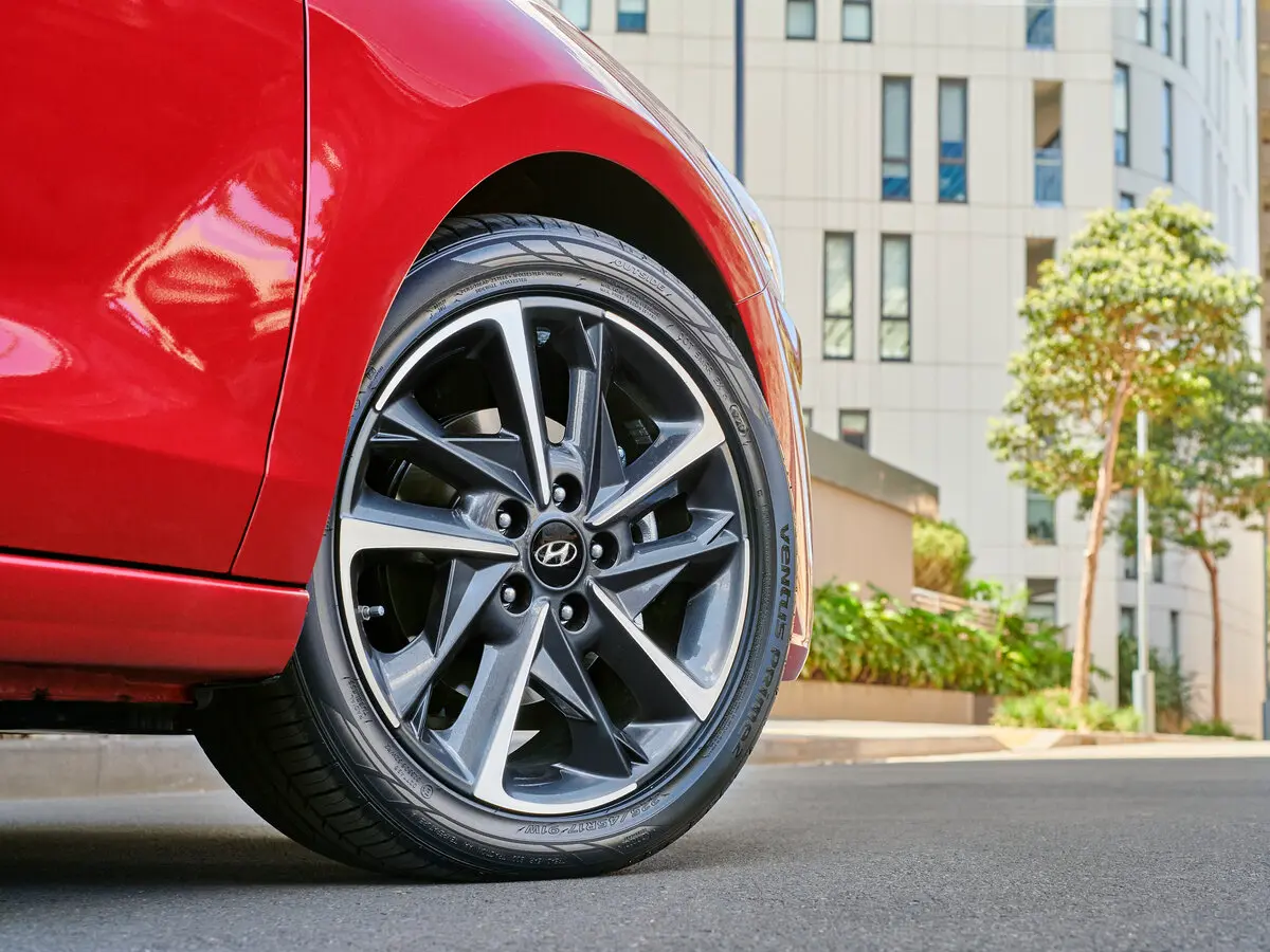 Hyundai i30 III Рестайлинг 2 Хэтчбек 5 дв. — фото 17