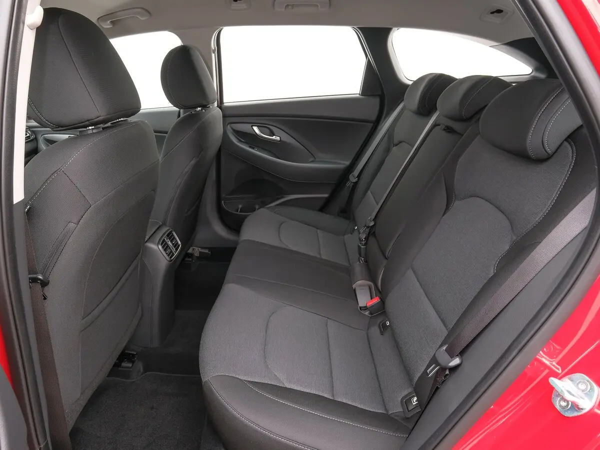 Hyundai i30 III Рестайлинг 2 Универсал 5 дв. — фото 11