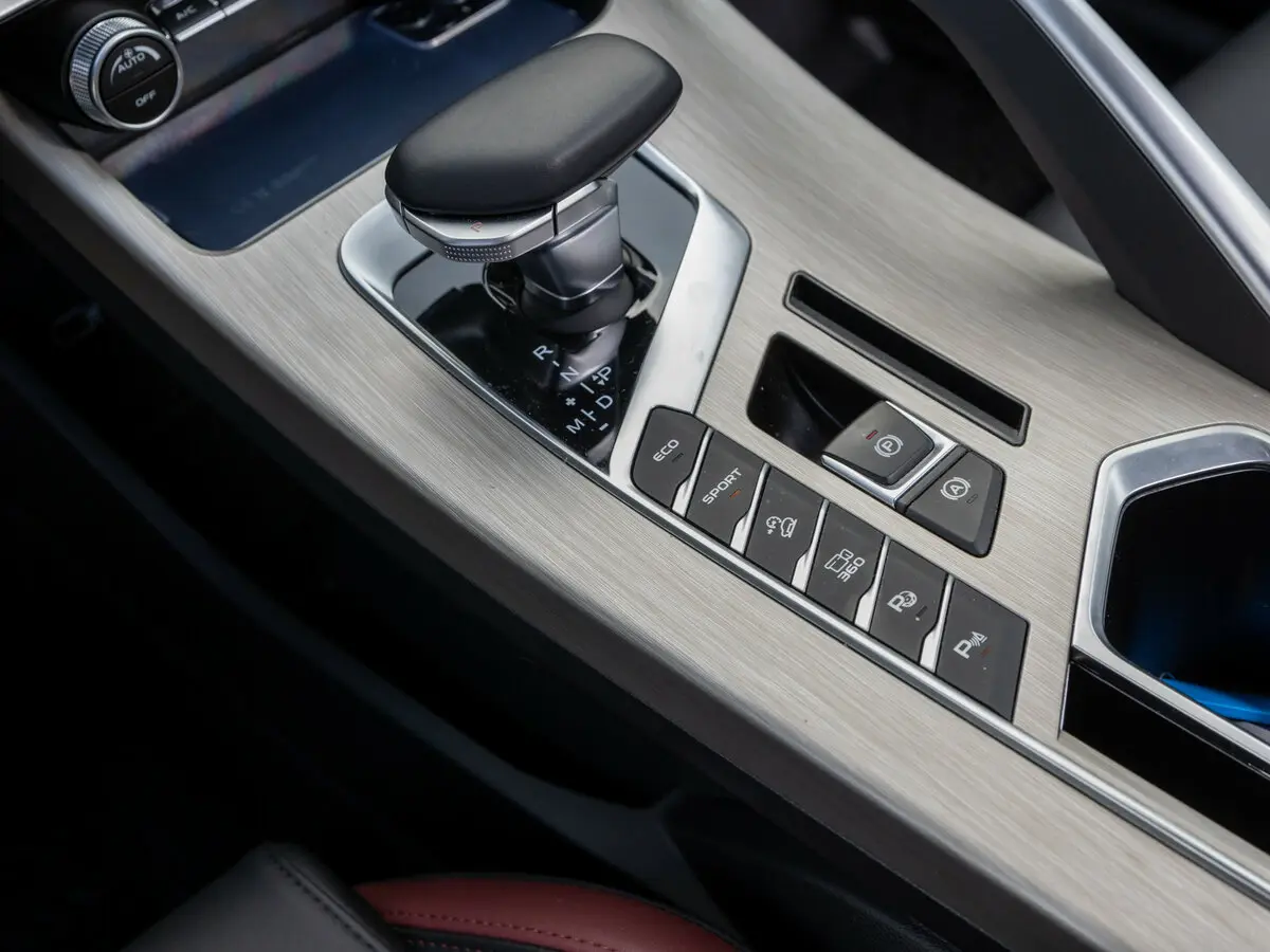 Geely Coolray I Внедорожник 5 дв. — сүрөт 27
