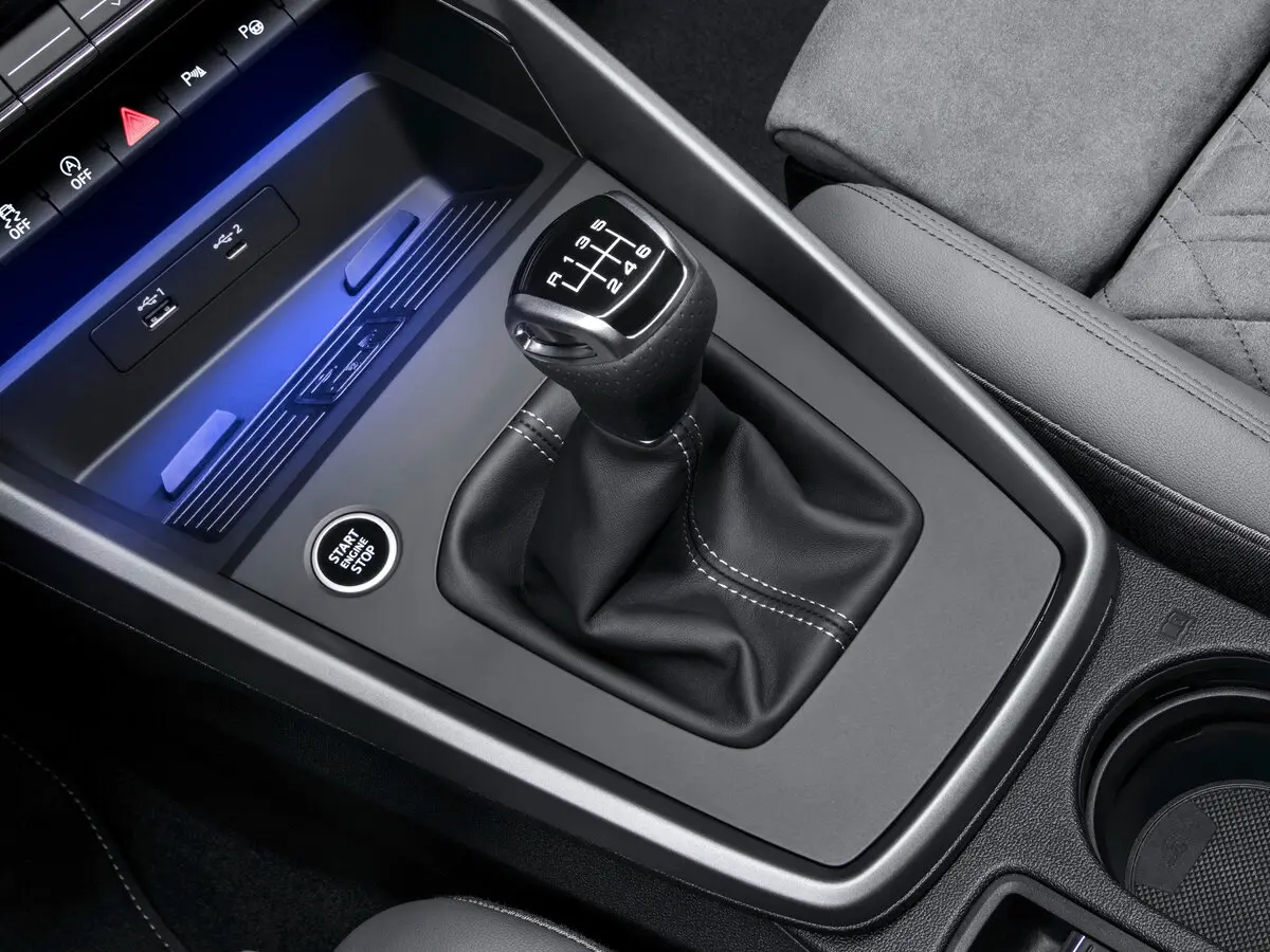 Audi A3 IV (8Y) Хэтчбек 5 дв. Sportback — сүрөт 12