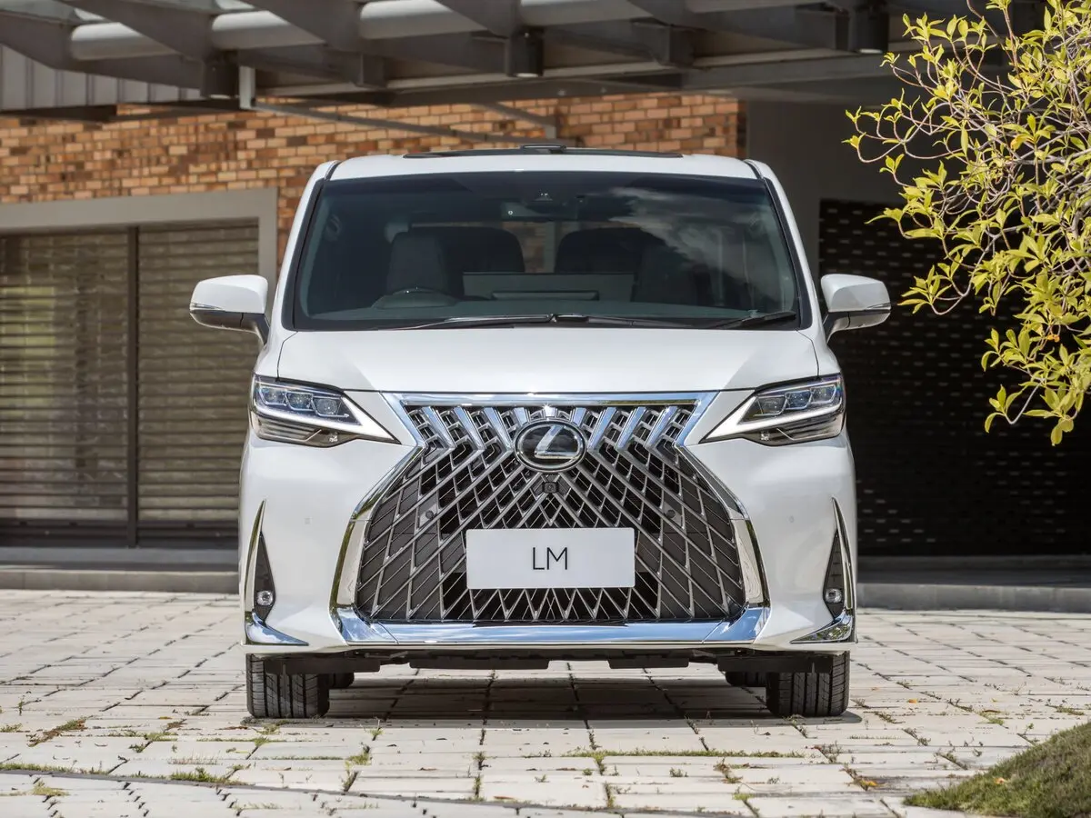 Lexus LM I Минивэн — сүрөт 3