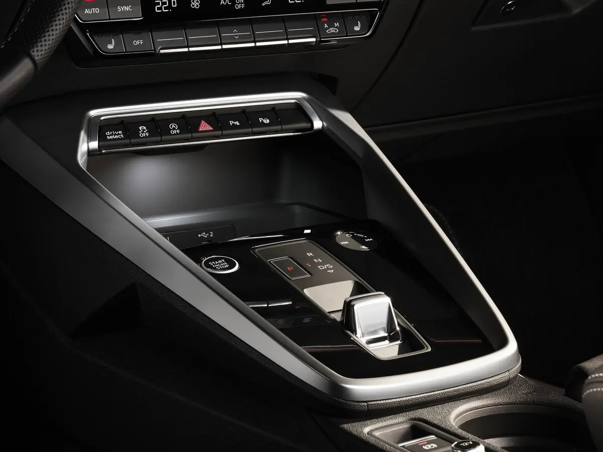 Audi A3 IV (8Y) Седан — сүрөт 10
