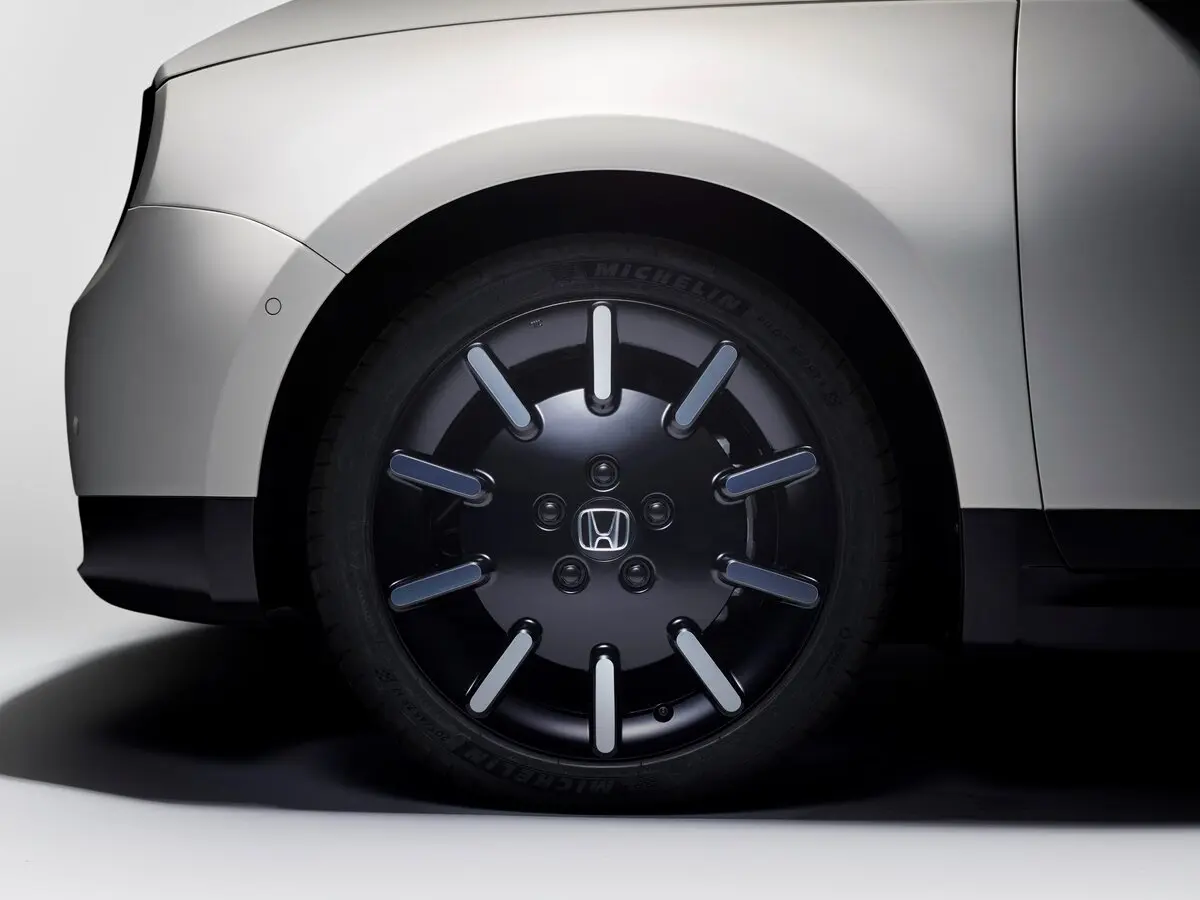 Honda e 2019 – 2024 Хэтчбек 5 дв. — сүрөт 19